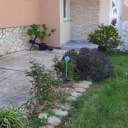 Apartman Schoenes In Mit Terrasse *